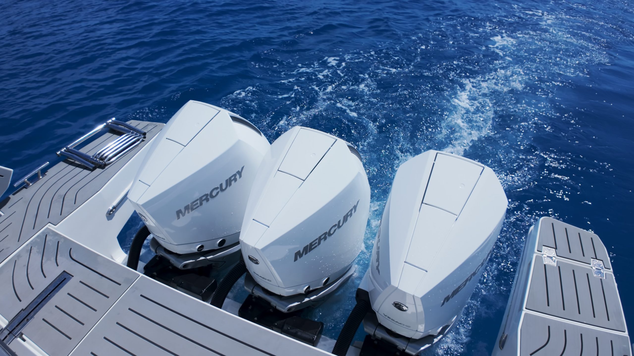 Triple Mercury 300HP engines on the Galeon 375 GTO