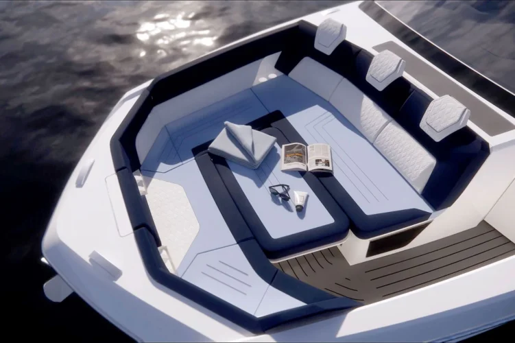 Bow lounge converted into a sunpad on the Galeon 375 GTO